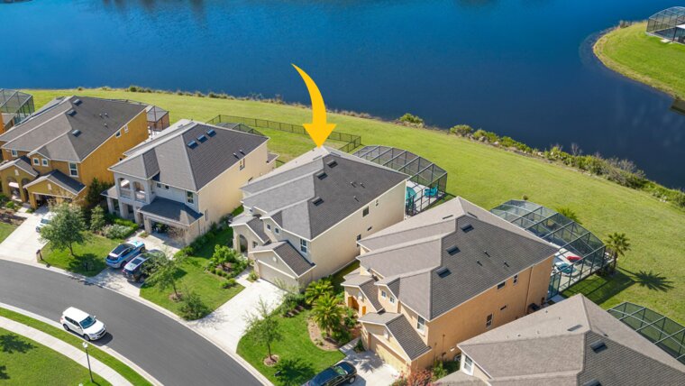 Floridian Hideaway - 6 Bedroom / 5 Bath Lakefront Home, Providence Golf Resort, private pool, golf course.